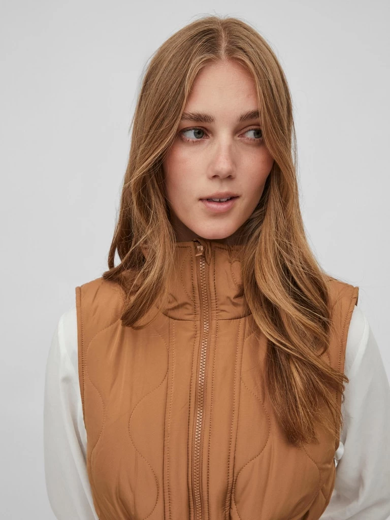 Vila VIOLINIRA L/S QUILTED LONG VEST/SU – Bild 4
